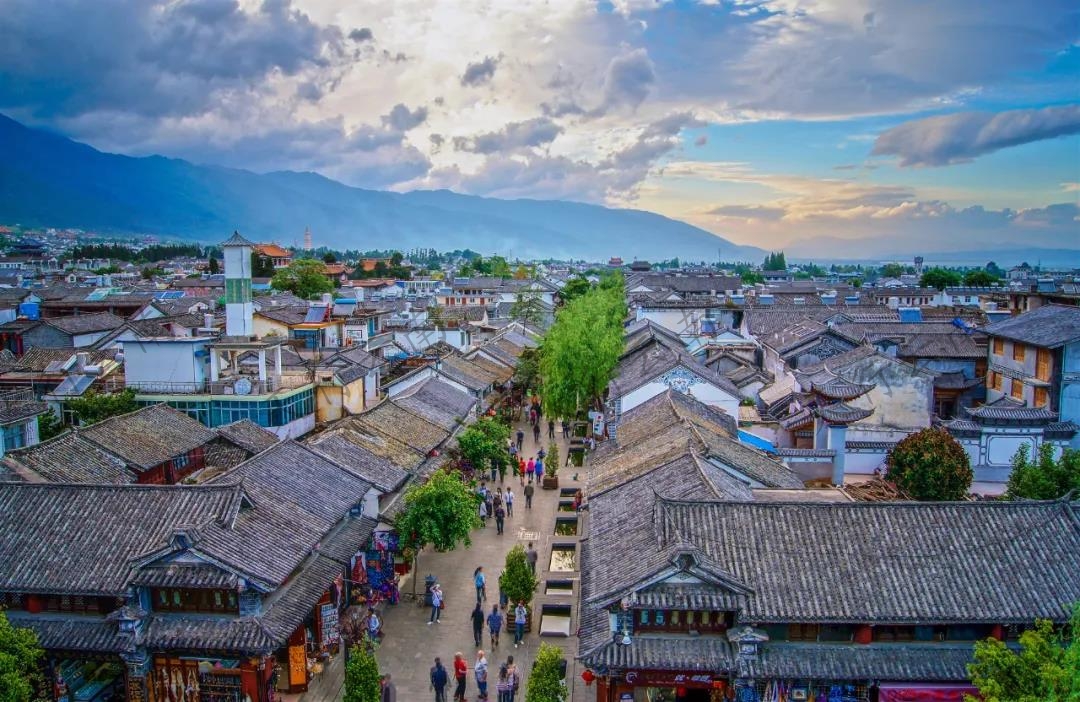漫游·逛幾座古鎮(zhèn)，看煙火滿人間