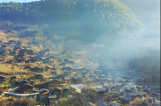 云南這個小村寨，擁有最美的風(fēng)景和最濃郁的風(fēng)情