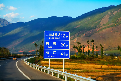 麗江文海，盛夏又美麗又涼快，美麗的夏季在麗江度過！